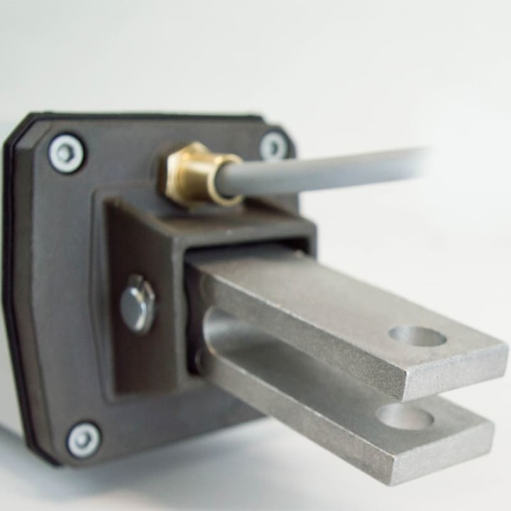 Vérin hydraulique réversible course 270mm